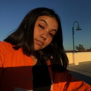 Meet your Posher, Racquel